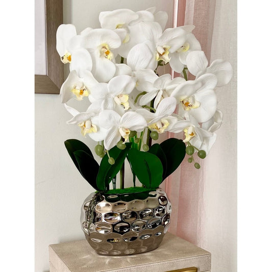 3 Stiele Weiße Orchideen Blumenarrangement Mit Silbernem Topf