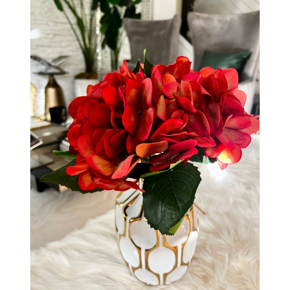 Keramische Dekorative Vase mit Goldakzenten