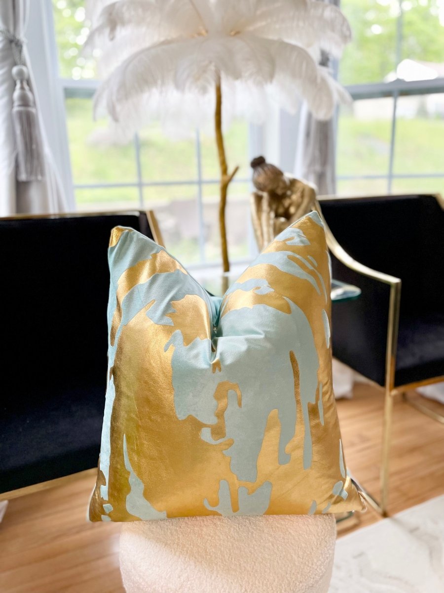 Dekorativer Kissenbezug mit Goldfolie 22" x 22"