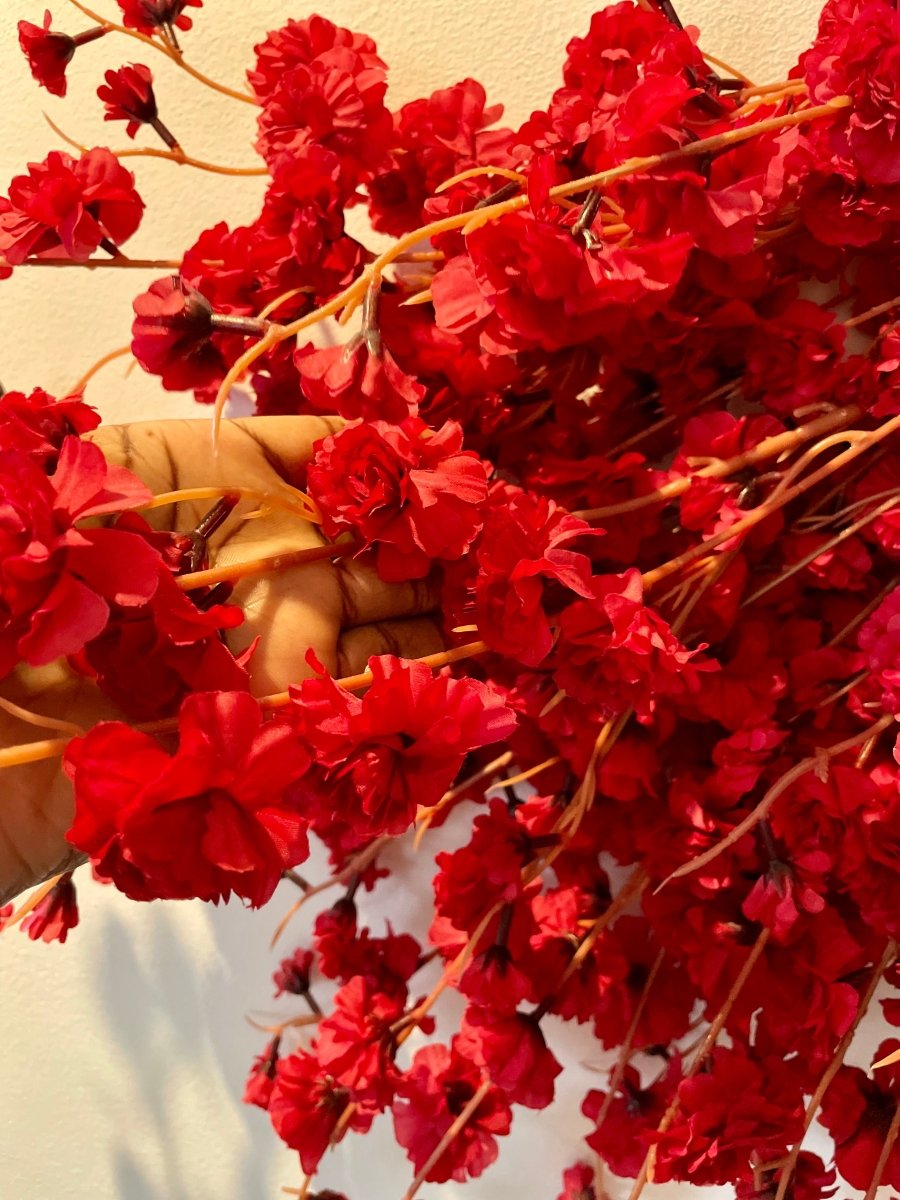 Rote Kirschblütenstiele (Packung mit 3 Stielen), Hochwertige Seiden-Kunstblume, DIY Flora, Hochzeits-/Hausdekoration, Geschenke, Wohnkultur von DesignedBy The Boss